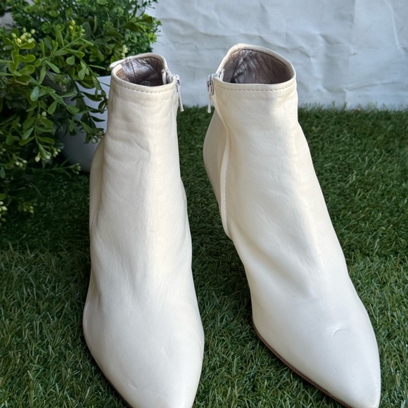 AGL Bootie Off-White Calf Leather with Metallic Kitten Heel Ankle Boots 39.5 - Picture 8 of 11
